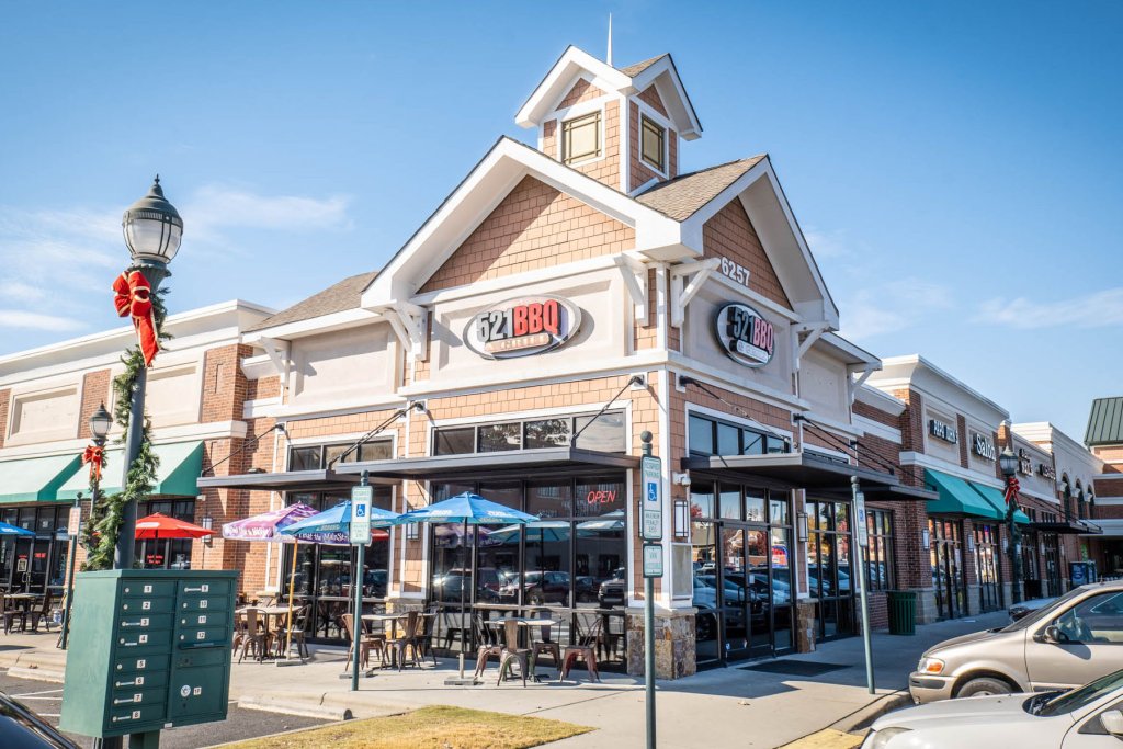 Pet-Friendly Restaurants in South Carolina’s Olde English District Pet-Friendly Restaurants in South Carolina’s Olde English District
